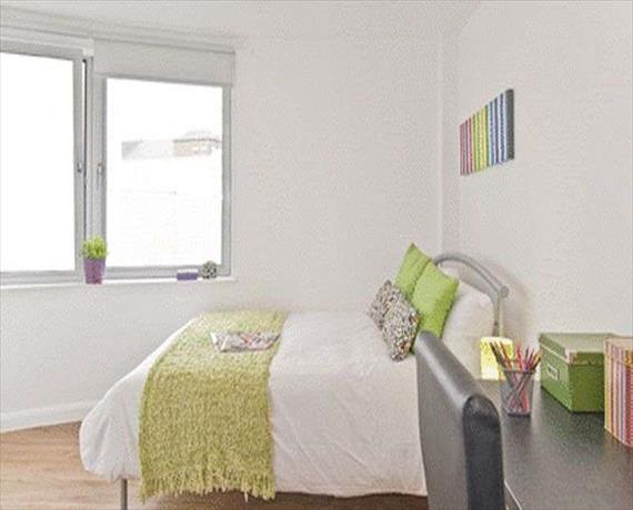 6&nbsp;Bedroom&nbsp;Flat